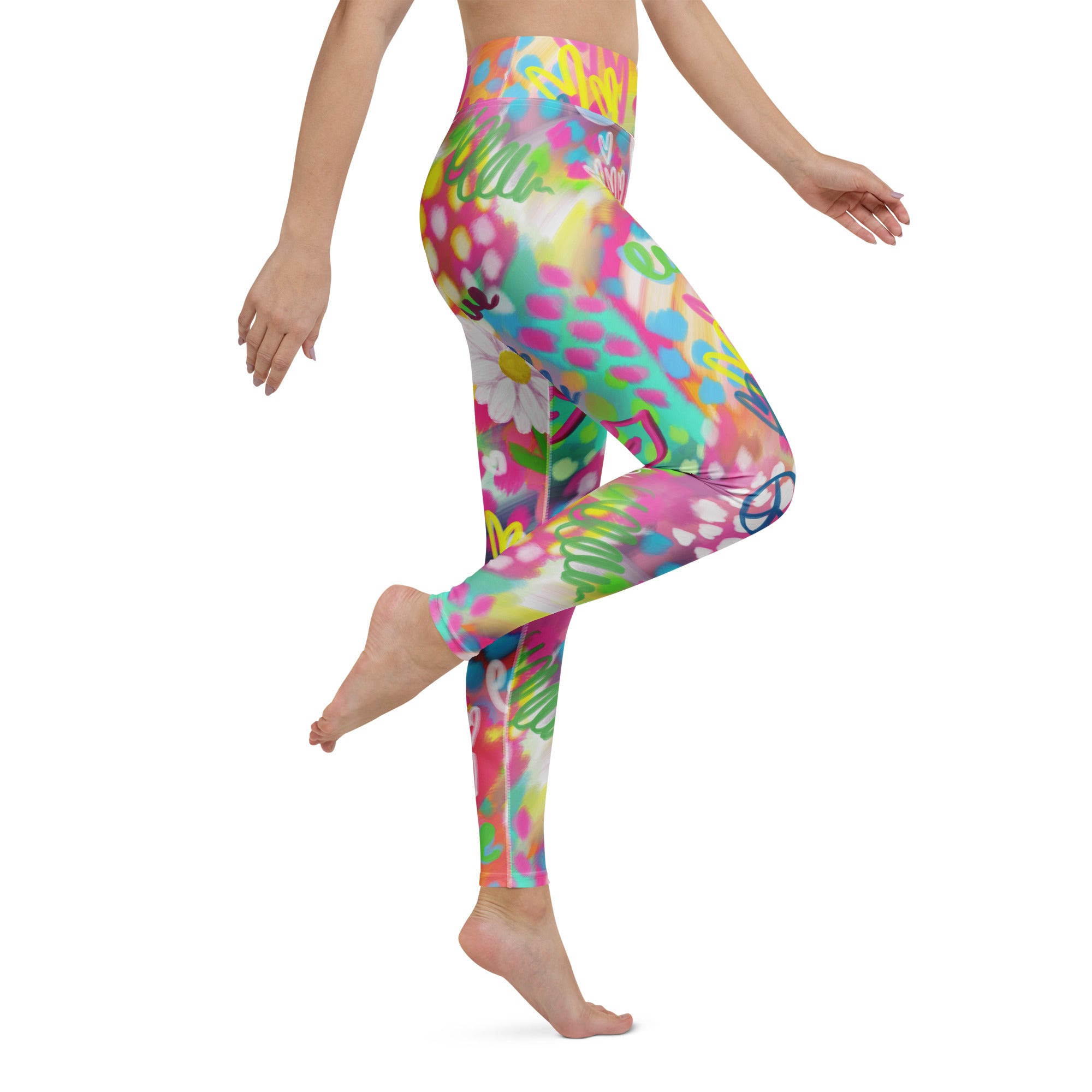Yoga leggings with colorful dreamy print side view