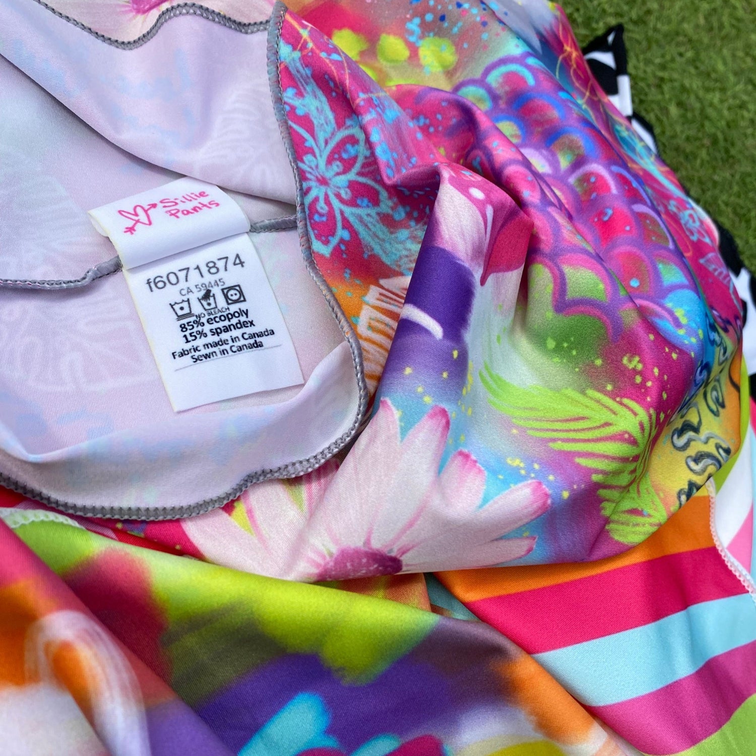 colorful wide headband inside label